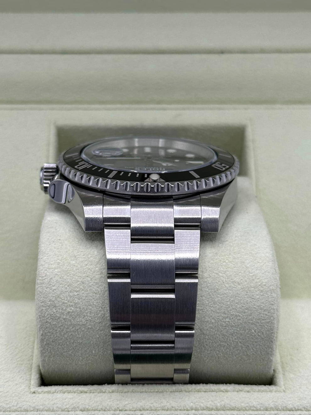 Rolex Yacht-Master 42 – 7AA Premium Black